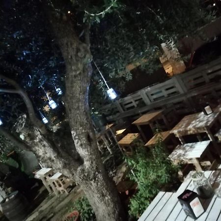 Hotel Sosta Camper La Specchia San Pietro in Bevagna Exteriér fotografie
